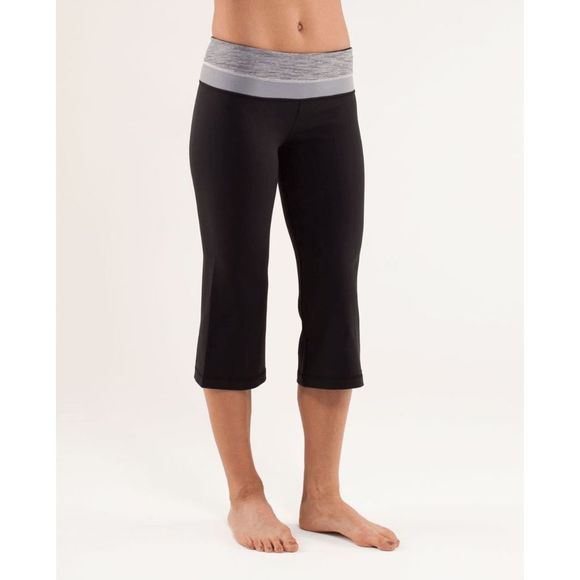 Lululemon Groove Crop Black  / Wee Are From Space Coal Fossil / Fossil Size 4 - Picture 3 of 10